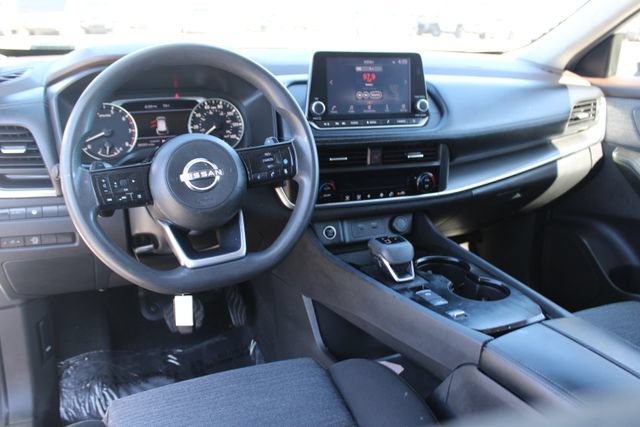 Used 2023 Nissan Rogue SV FWD image 12