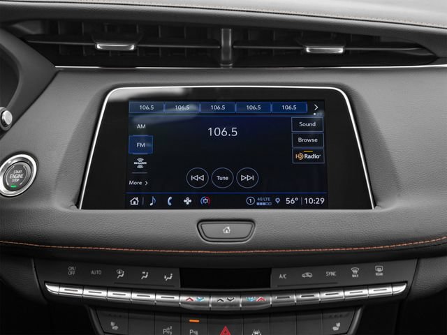 Used 2022 Cadillac XT4 Premium Luxury w/ Technology Package AWD/4WD image 17