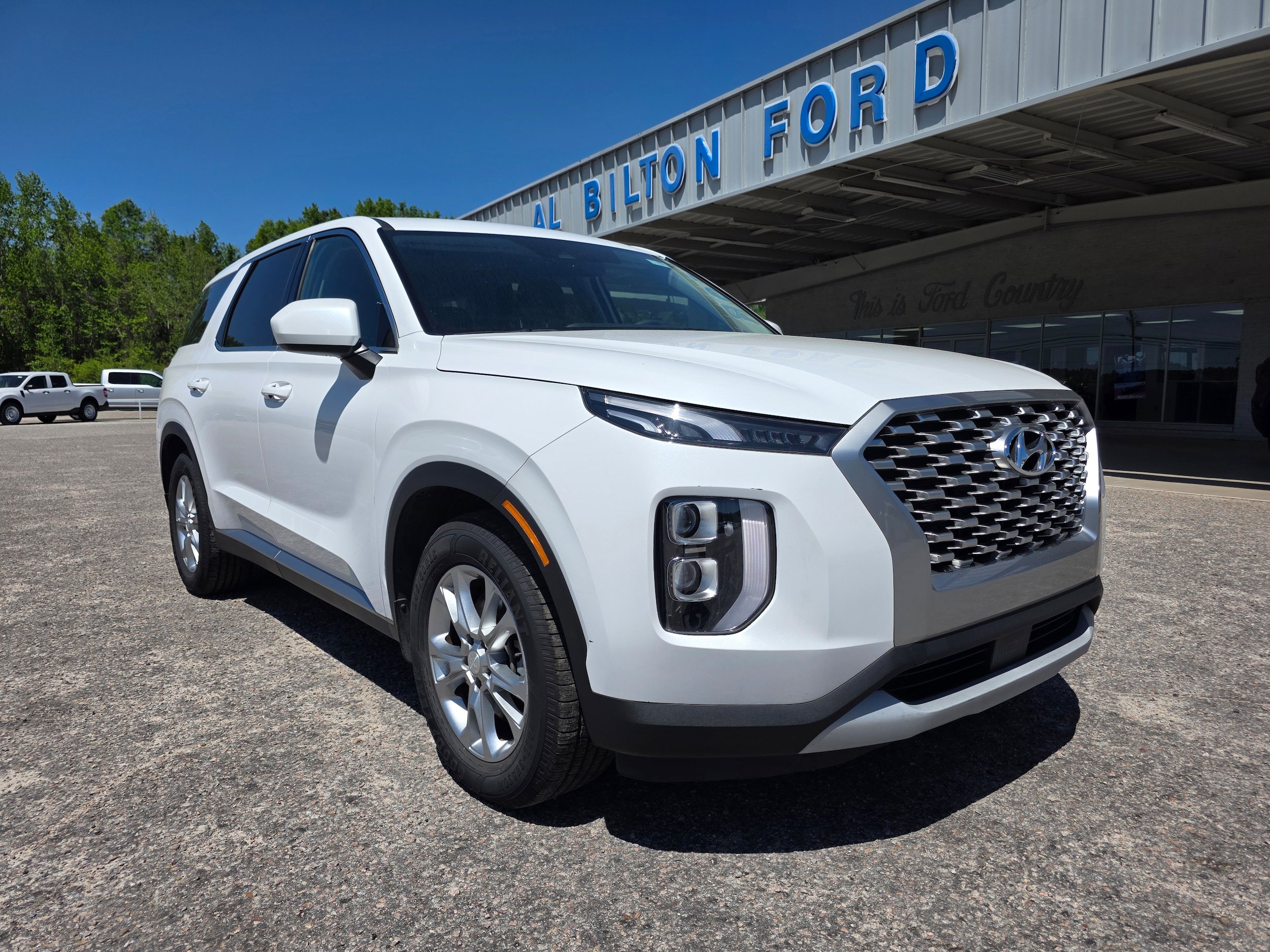 Used 2020 Hyundai Palisade SE video 1