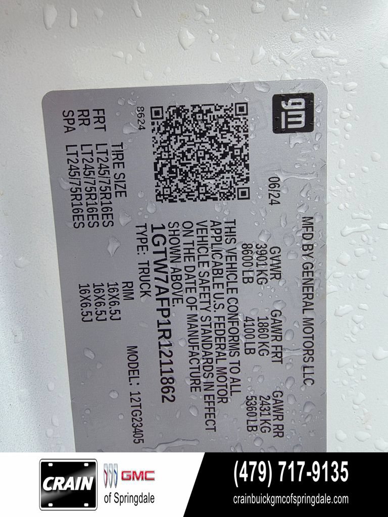 Used 2024 GMC Savana 2500 w/ Driver Convenience Package RWD image 31