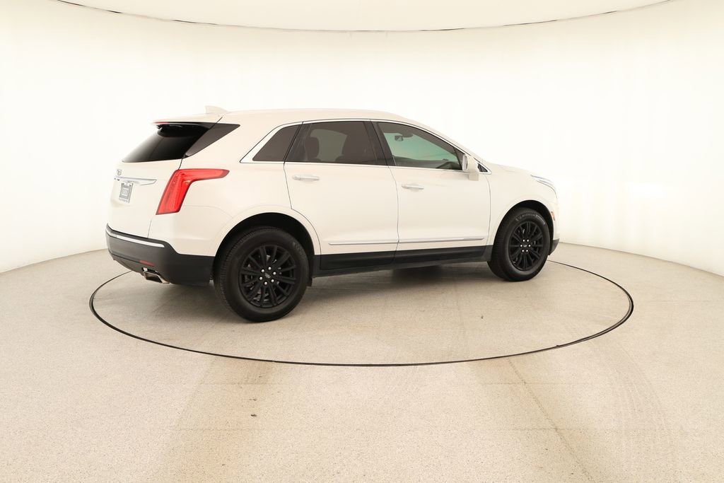 Used 2019 Cadillac XT5 FWD image 8