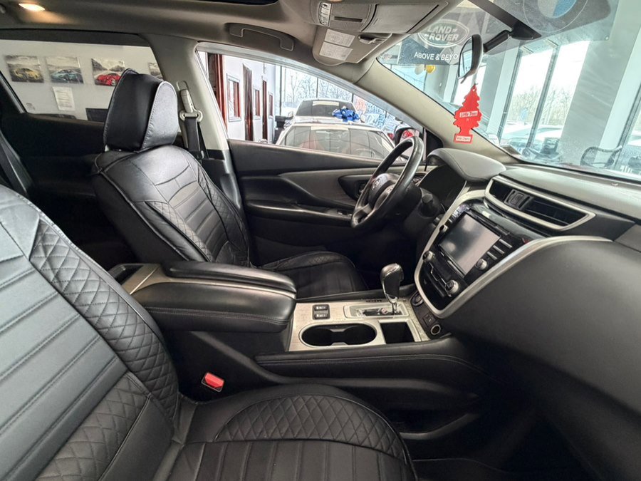 Used 2018 Nissan Murano SV image 34