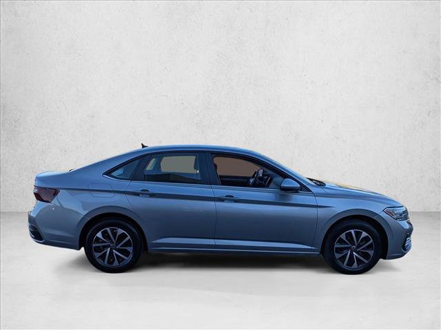 Used 2024 Volkswagen Jetta S image 4