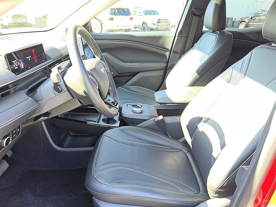 Used 2023 Ford Mustang Mach-E Premium image 11