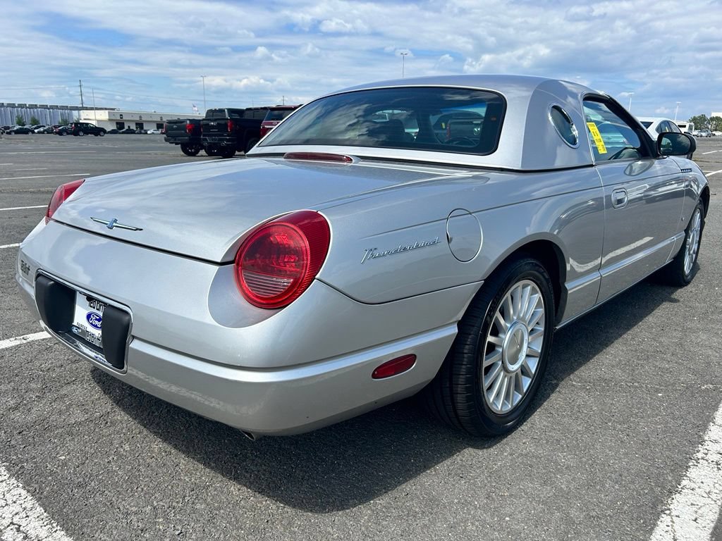 Used 2004 Ford Thunderbird RWD image 3