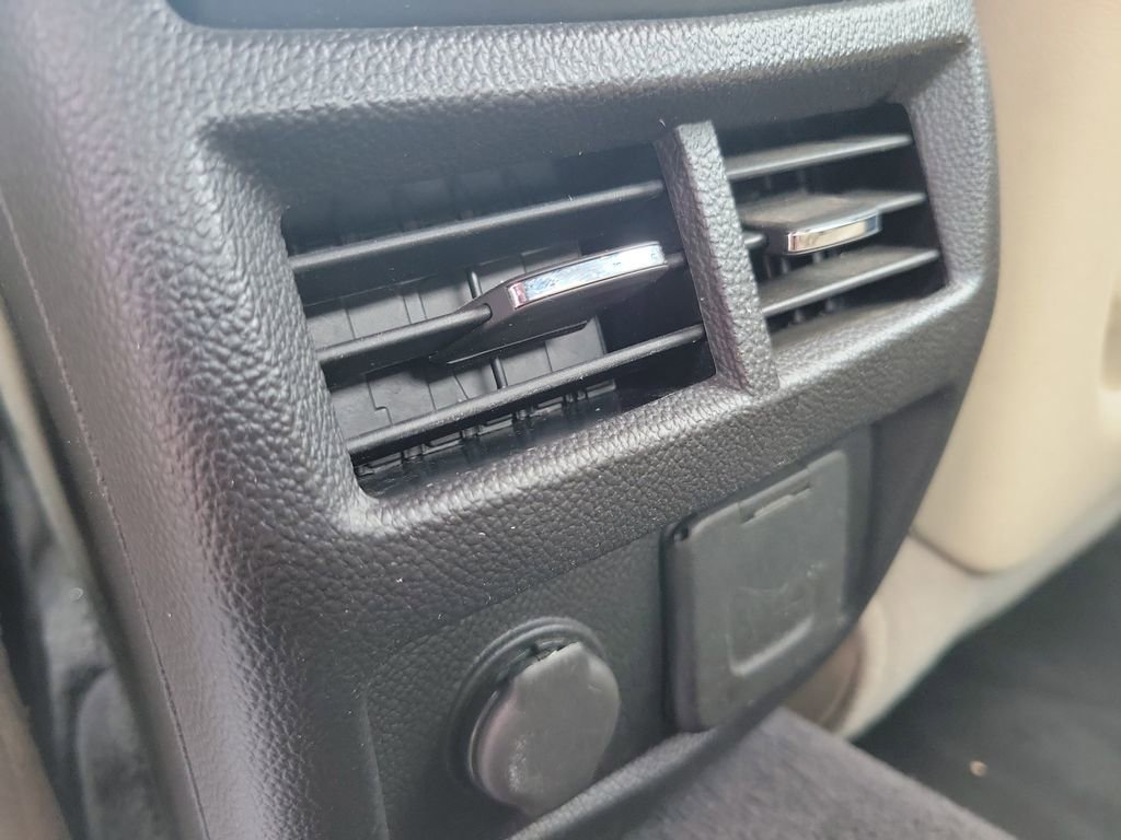 Used 2018 Cadillac ATS Luxury w/ Safety and Security Package image 32