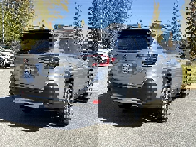 Certified 2025 Subaru Outback Limited w/ Popular Package #2 image 3