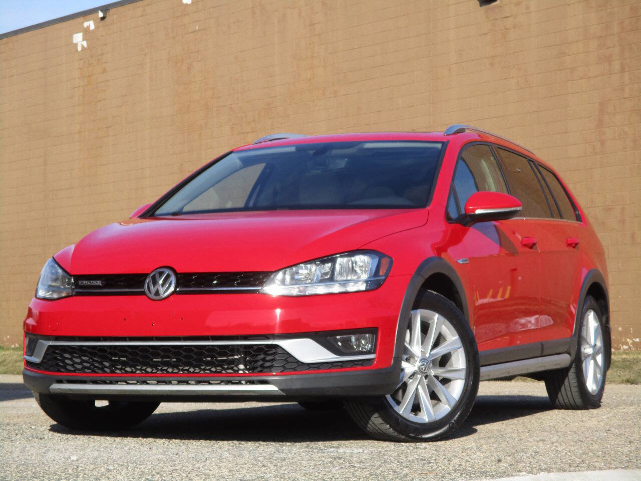 Used 2018 Volkswagen Golf Alltrack SE image 57