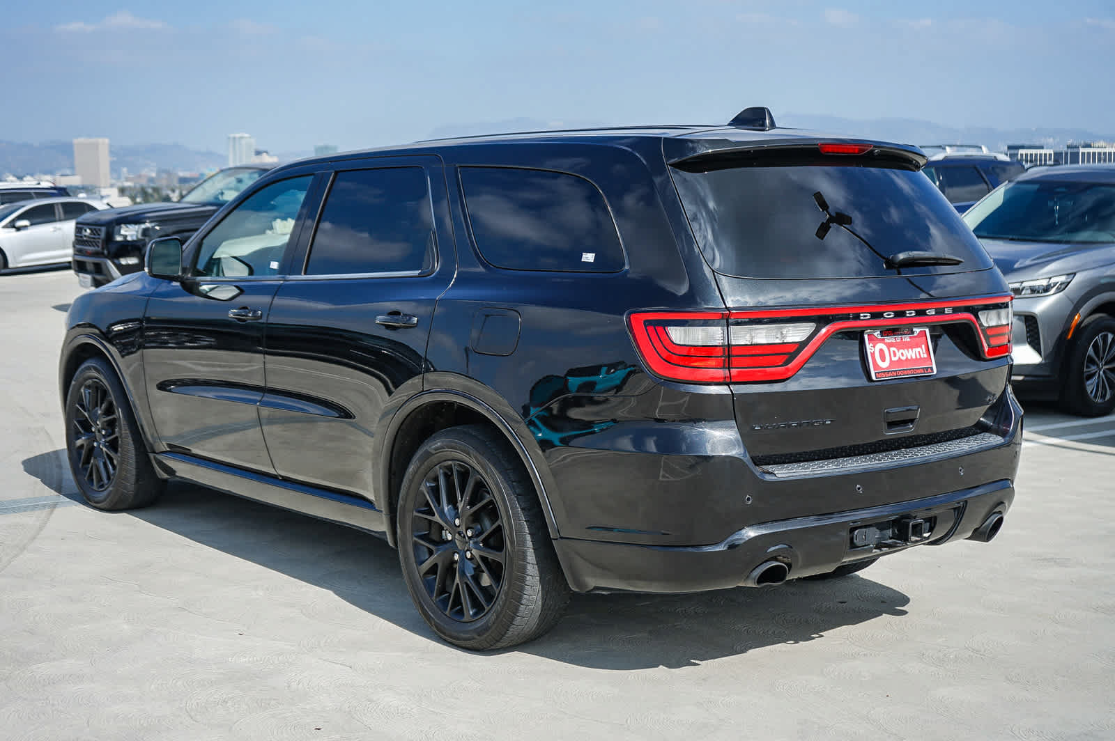 Used 2016 Dodge Durango R/T w/ Blacktop Package RWD image 11