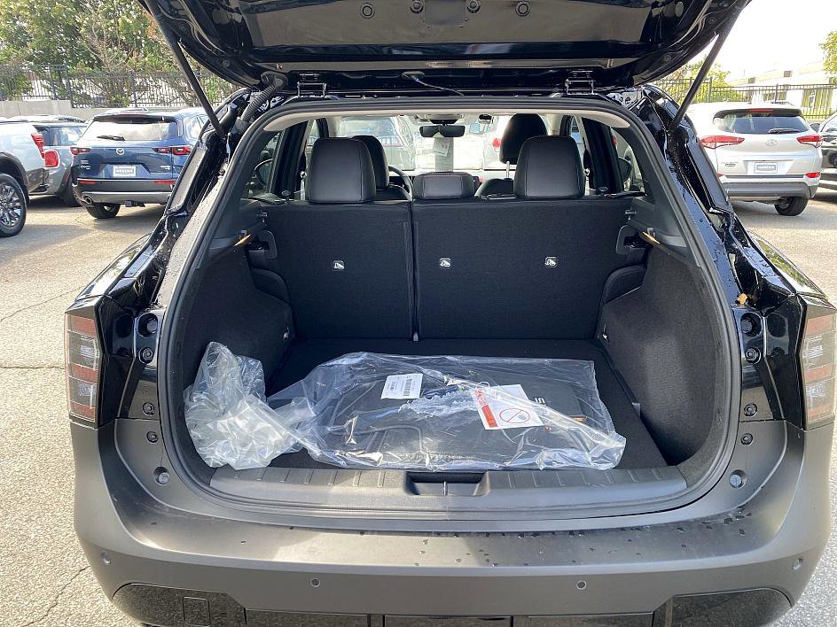 New 2025 Nissan Kicks SR w/ Interior Electronics Package image 21