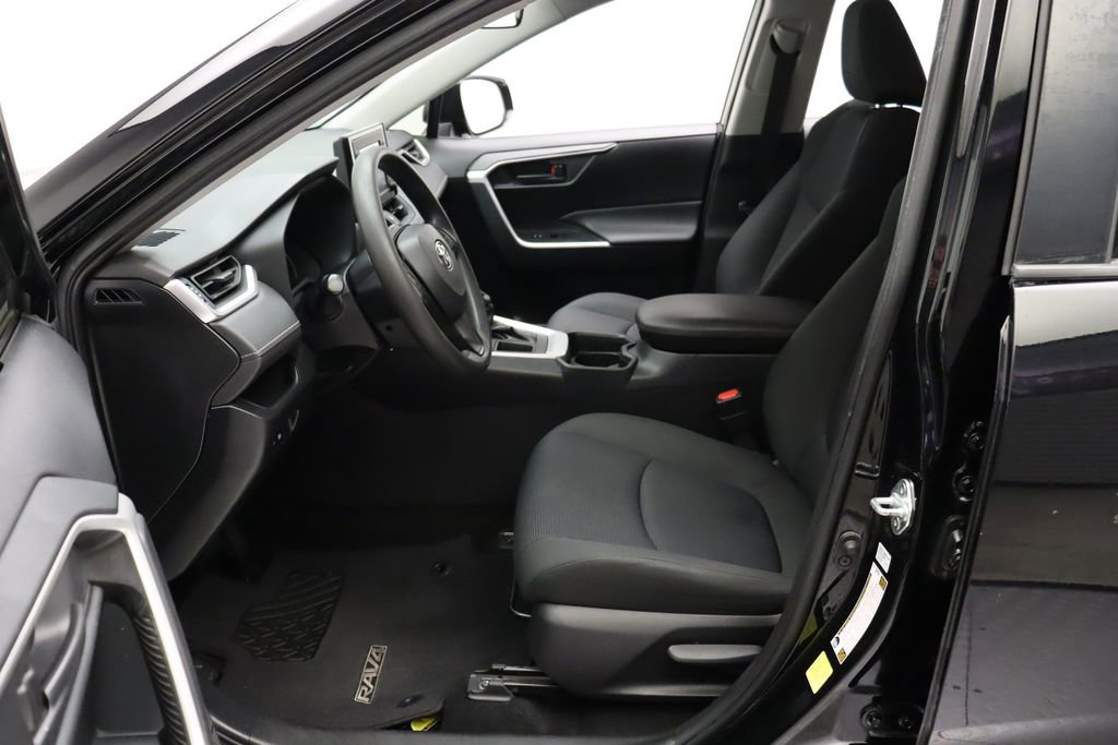 Certified 2019 Toyota RAV4 LE image 14