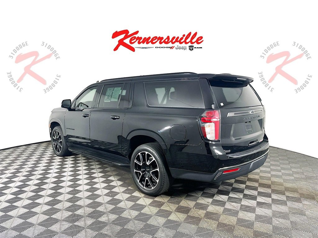 Used 2021 Chevrolet Suburban RST w/ Luxury Package image 5