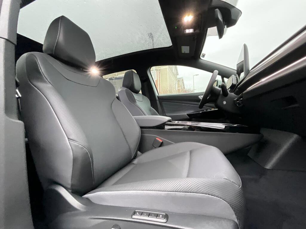 New 2026 Volkswagen ID.4 Pro S Plus image 12