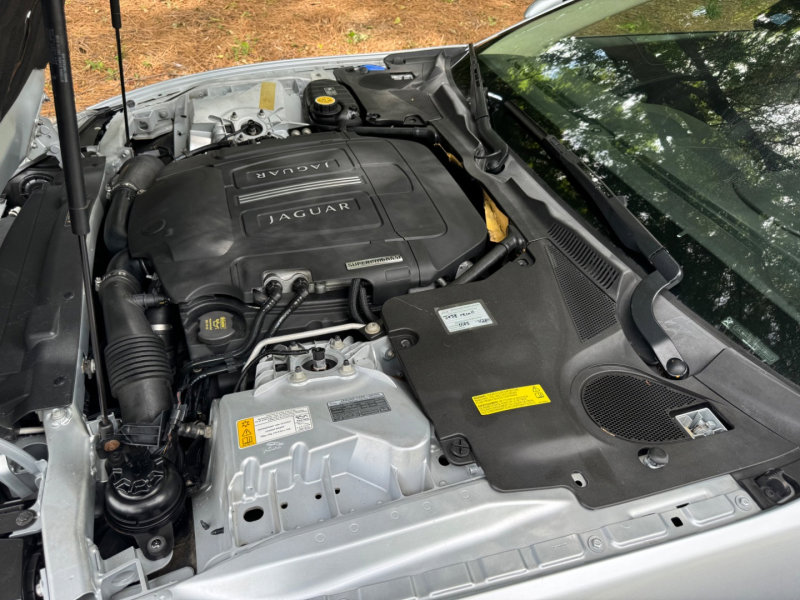 Used 2011 Jaguar XKR R image 40