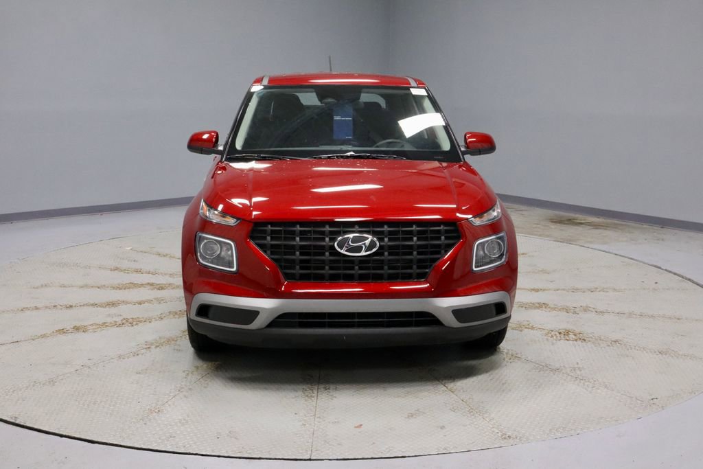 Certified 2025 Hyundai Venue SE FWD image 5