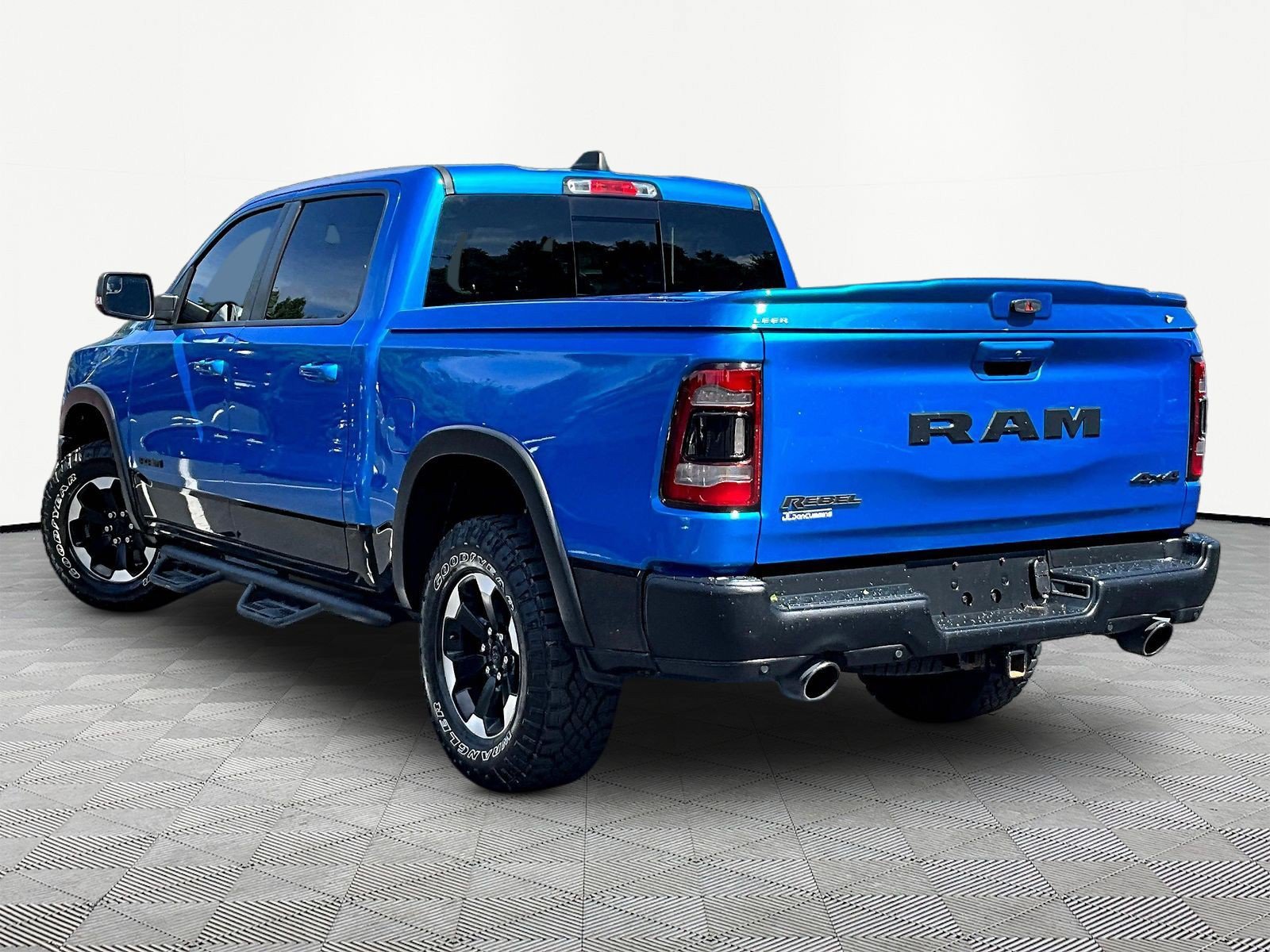 Used 2022 RAM 1500 Rebel w/ Rebel Level B Equipment Group AWD/4WD image 4