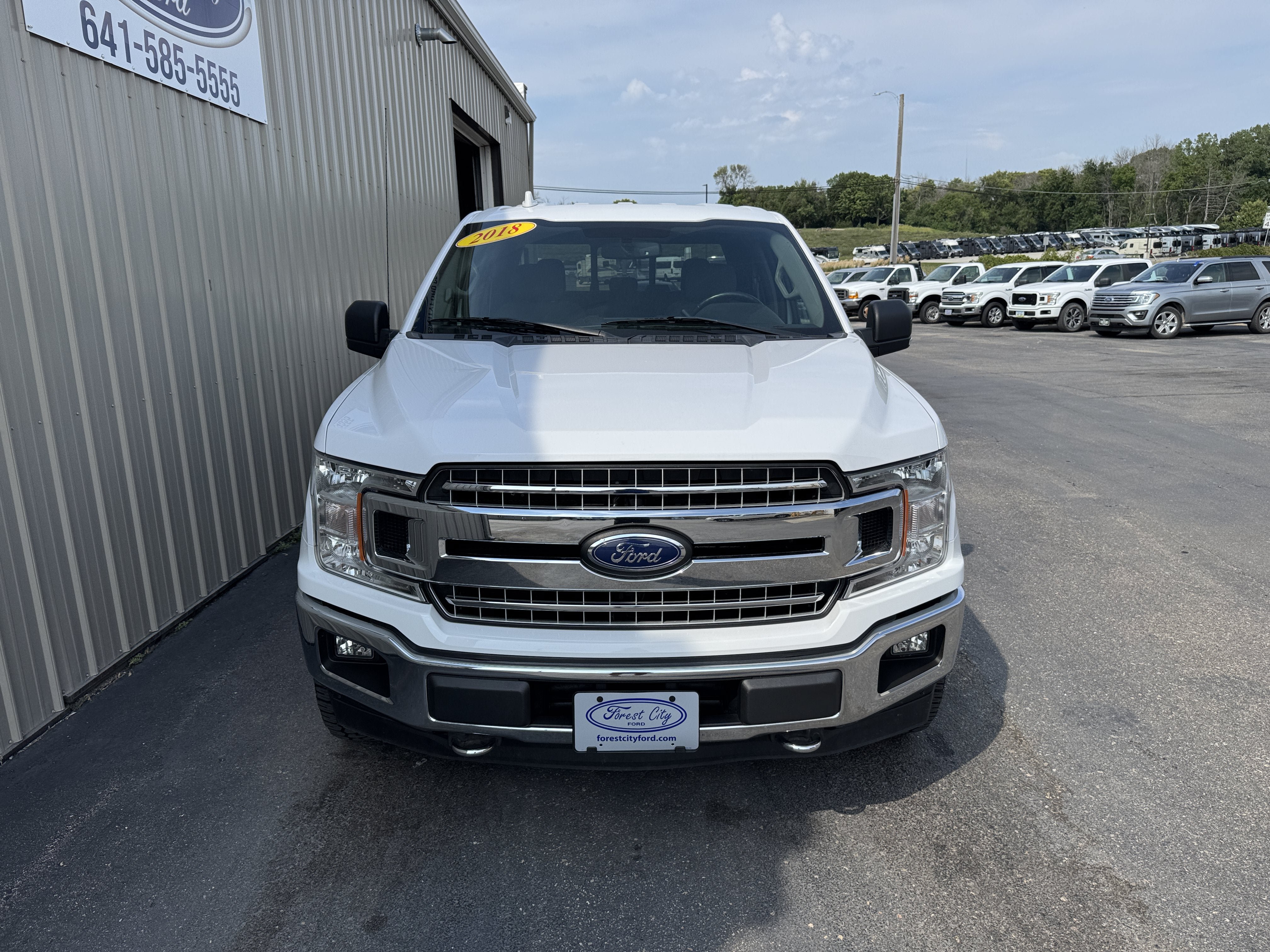 Used 2018 Ford F150 XLT w/ Equipment Group 302A Luxury AWD/4WD image 3