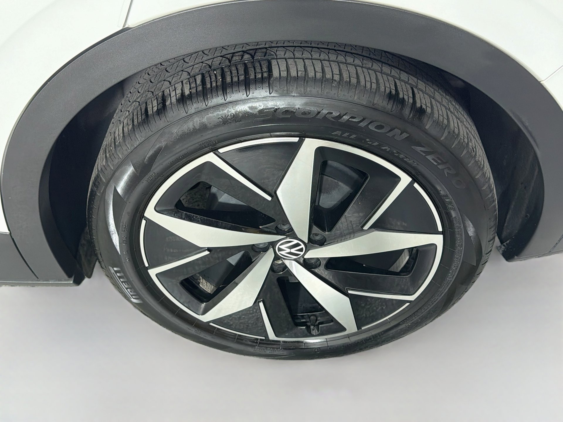 Certified 2023 Volkswagen ID.4 S RWD image 29