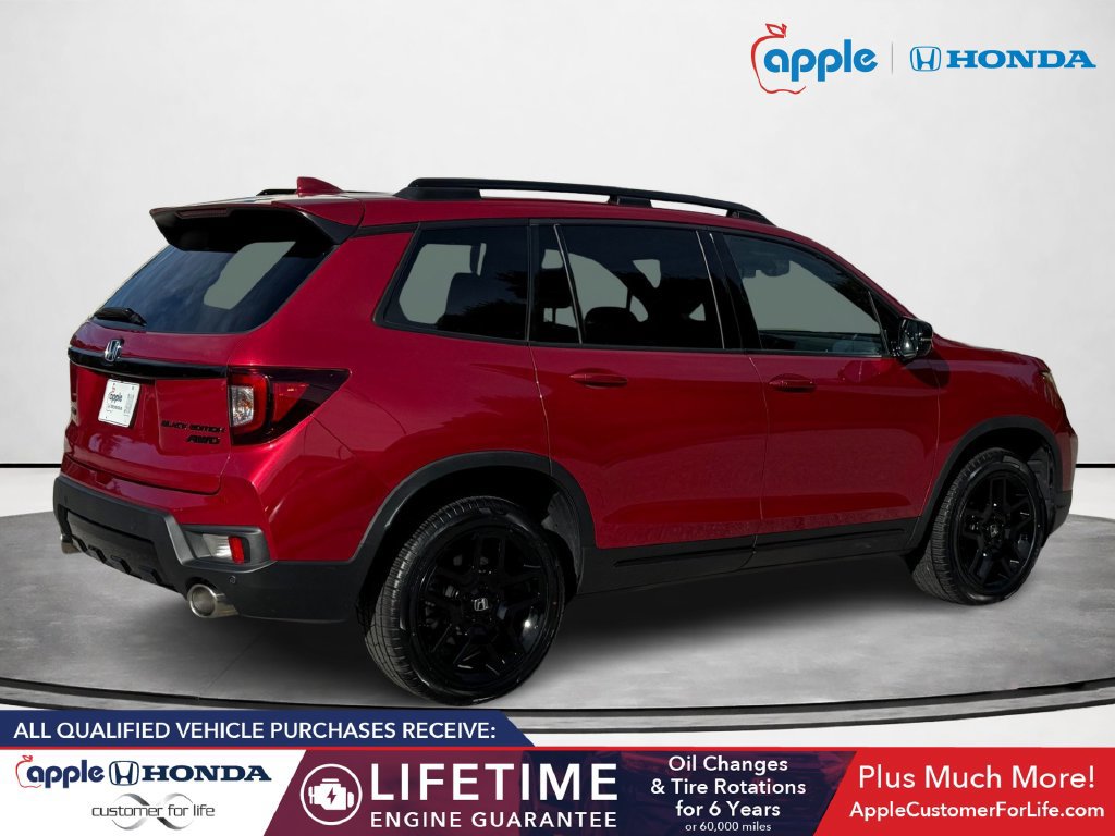 Used 2024 Honda Passport Black Edition image 3
