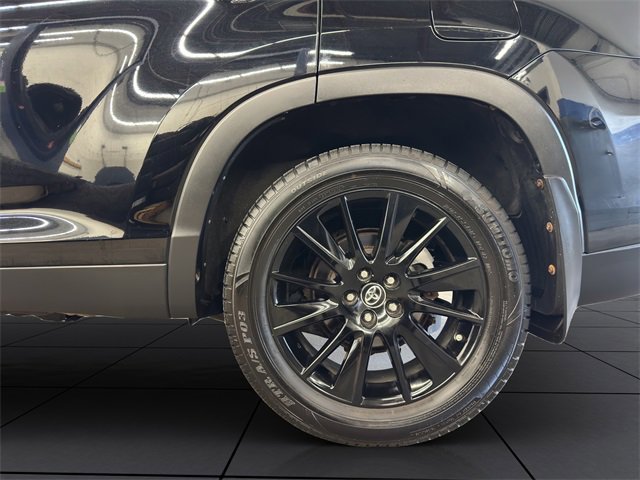 Used 2019 Toyota Highlander SE image 25