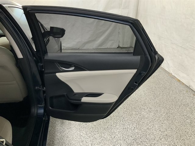 Used 2021 Honda Insight Touring image 18