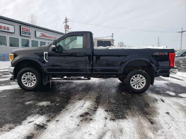 Used 2017 Ford F250 XLT w/ Snow Plow Prep Package image 7