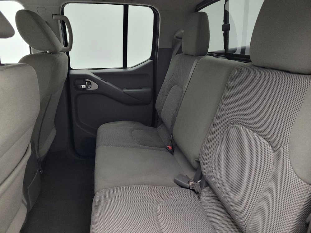 Used 2019 Nissan Frontier SV image 18