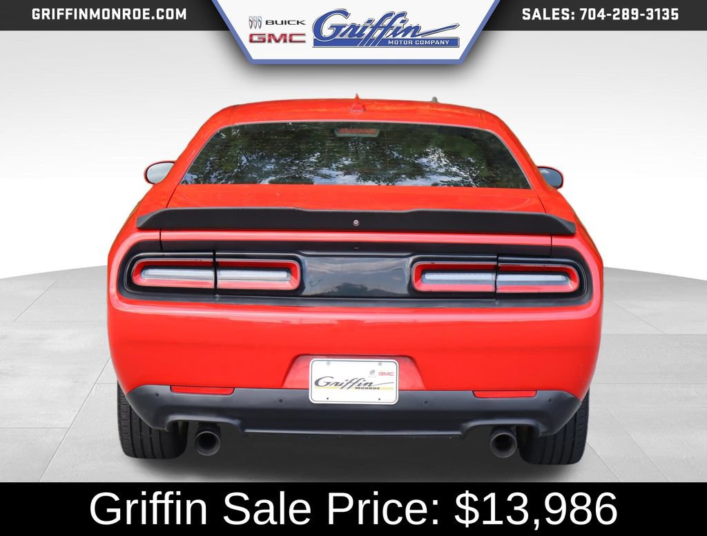 Used 2016 Dodge Challenger R/T Plus RWD image 4