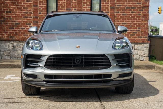 Used 2020 Porsche Macan AWD/4WD image 2
