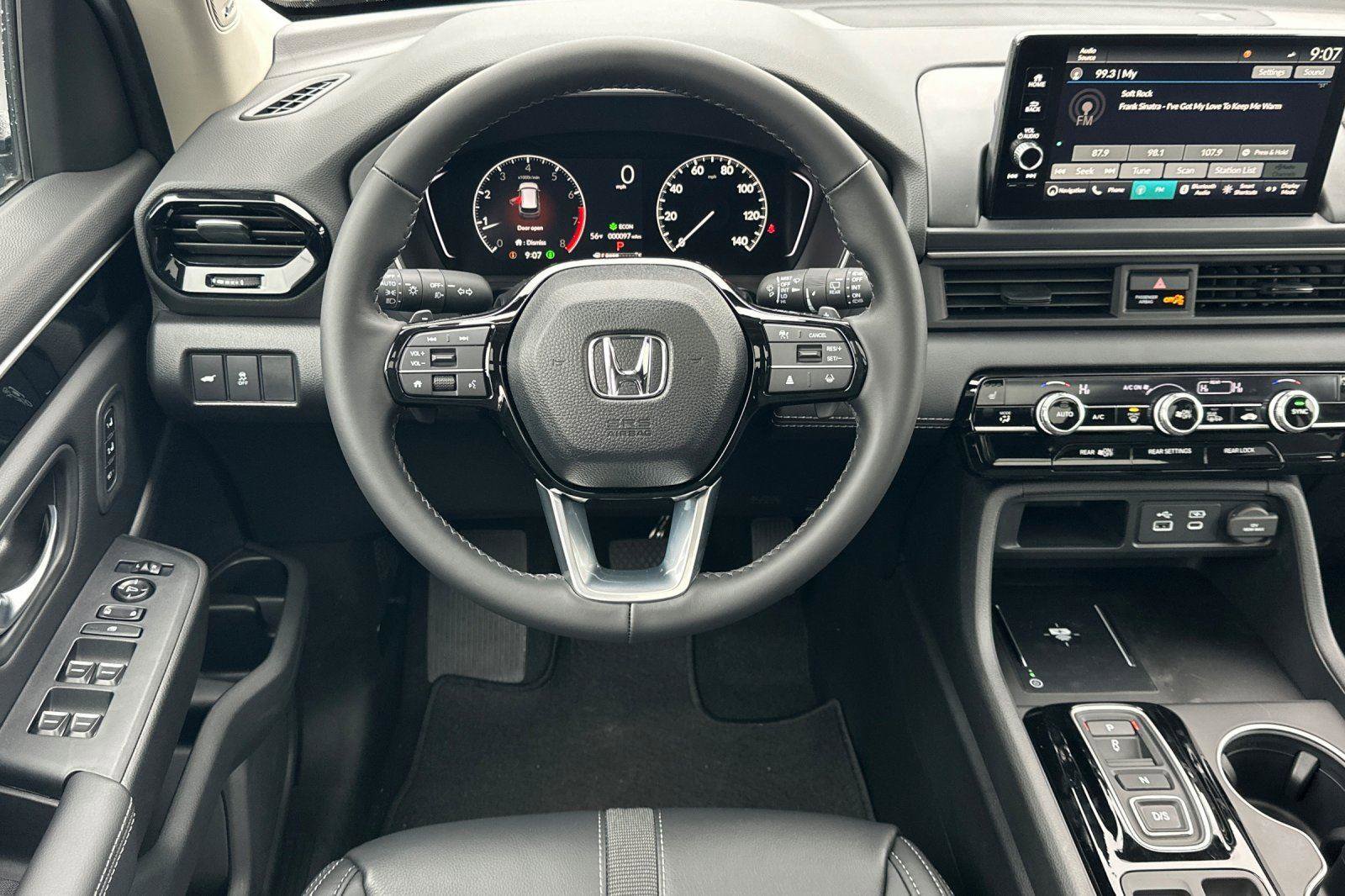 New 2025 Honda Pilot Touring image 16