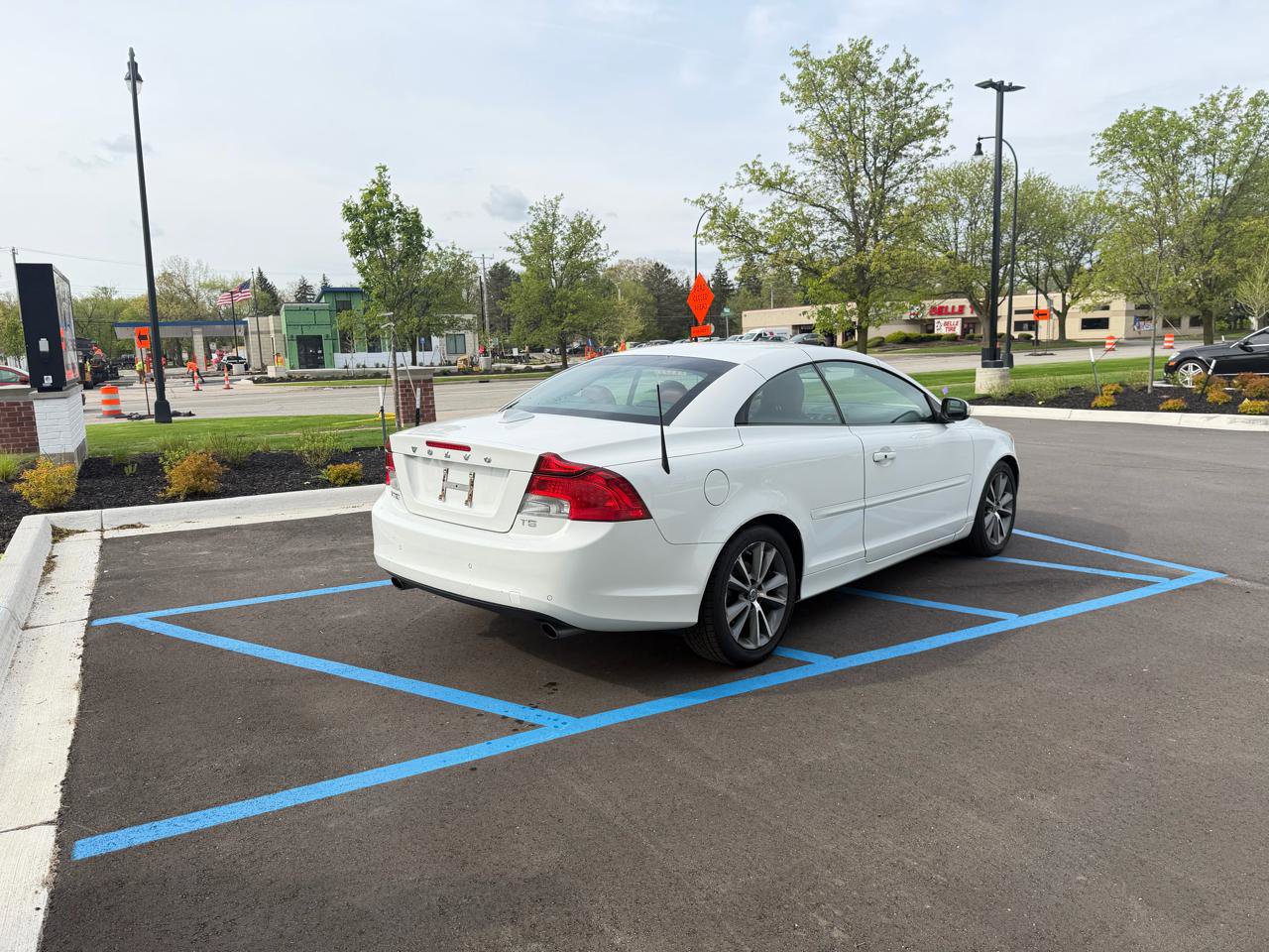 Used 2012 Volvo C70 T5 FWD image 11