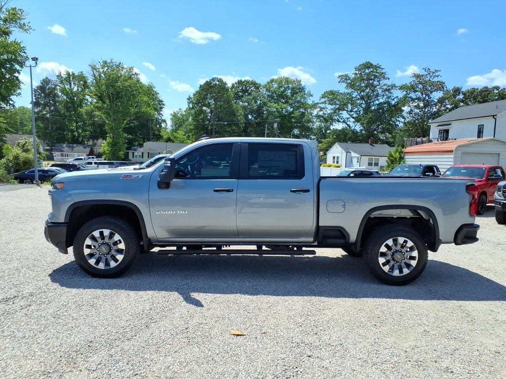 New 2026 Chevrolet Silverado 2500 Custom w/ Custom Value Package AWD/4WD image 4