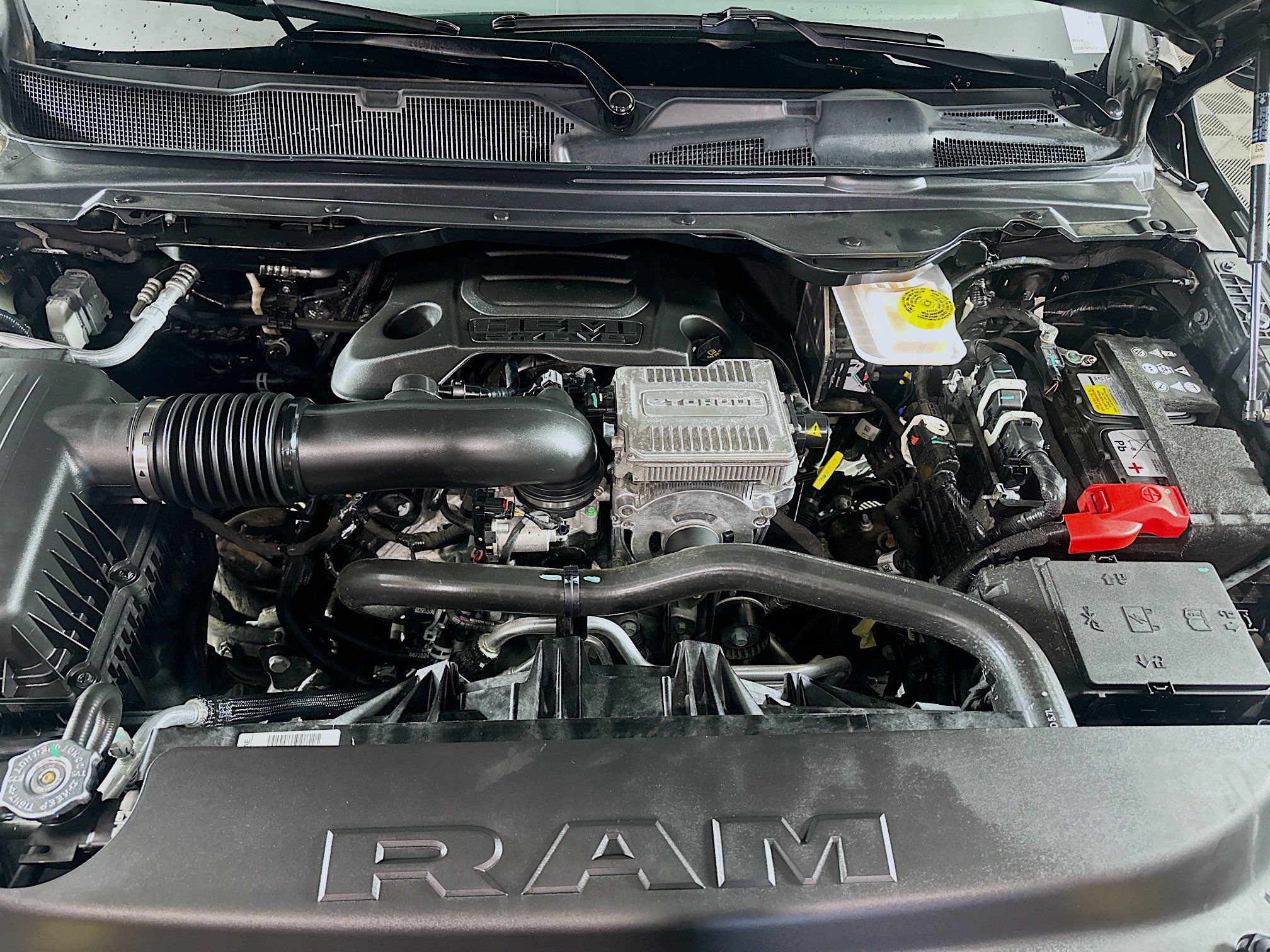 Used 2026 RAM 1500 Laramie w/ Night Edition AWD/4WD image 32