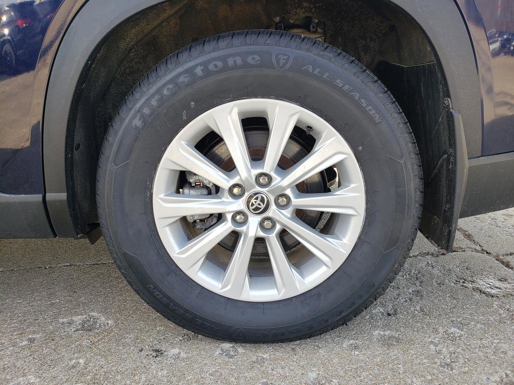 Used 2024 Toyota Grand Highlander XLE image 24