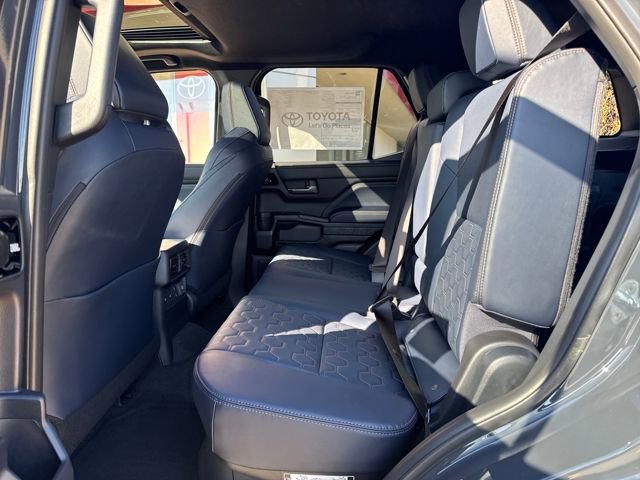 New 2026 Toyota 4Runner Platinum image 12