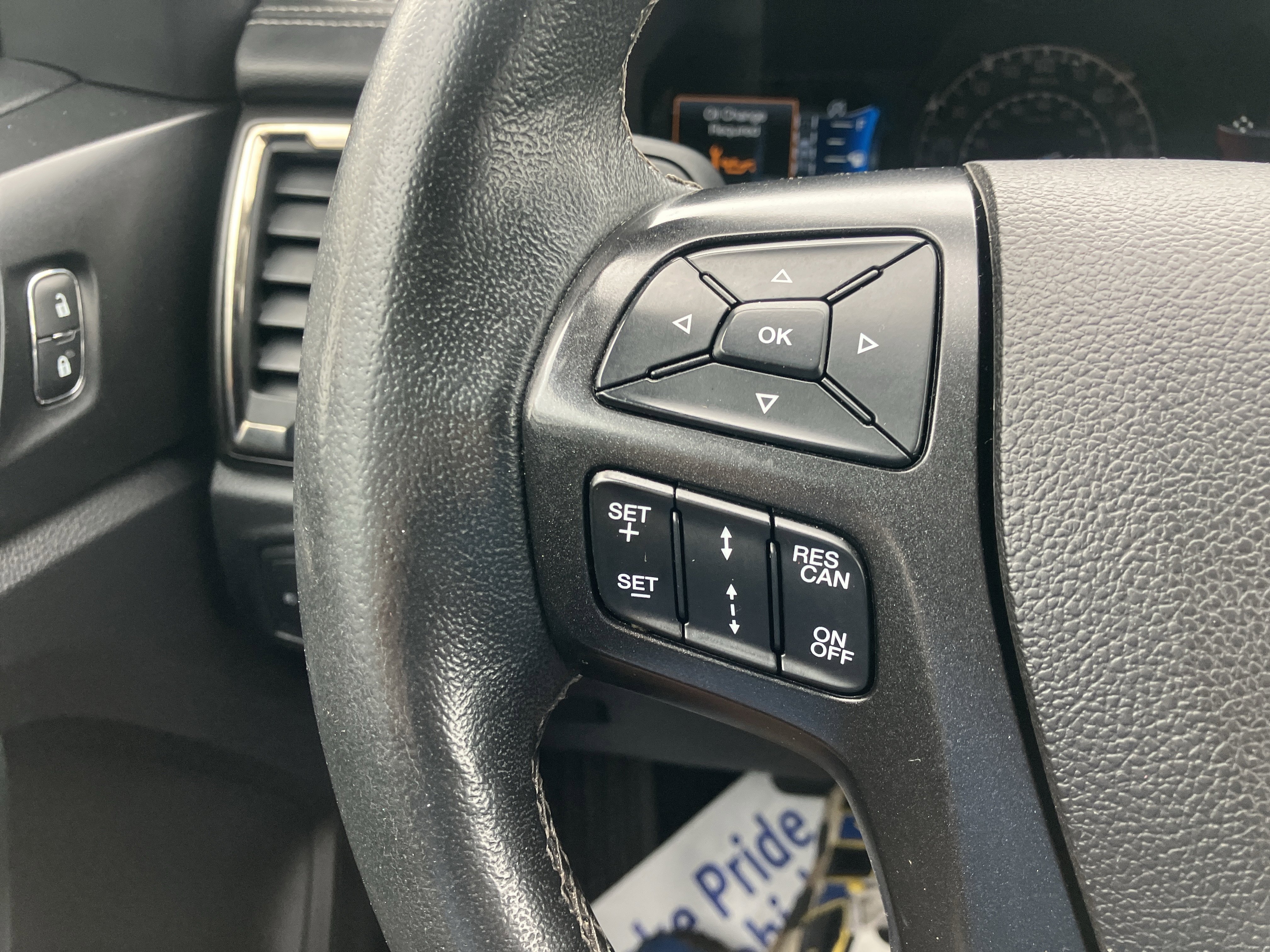Used 2021 Ford Ranger Lariat w/ Tremor Off-Road Package AWD/4WD image 24