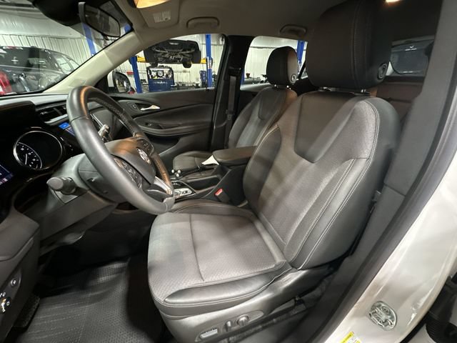 Used 2023 Buick Encore GX Select w/ Sport Touring Package AWD/4WD image 17