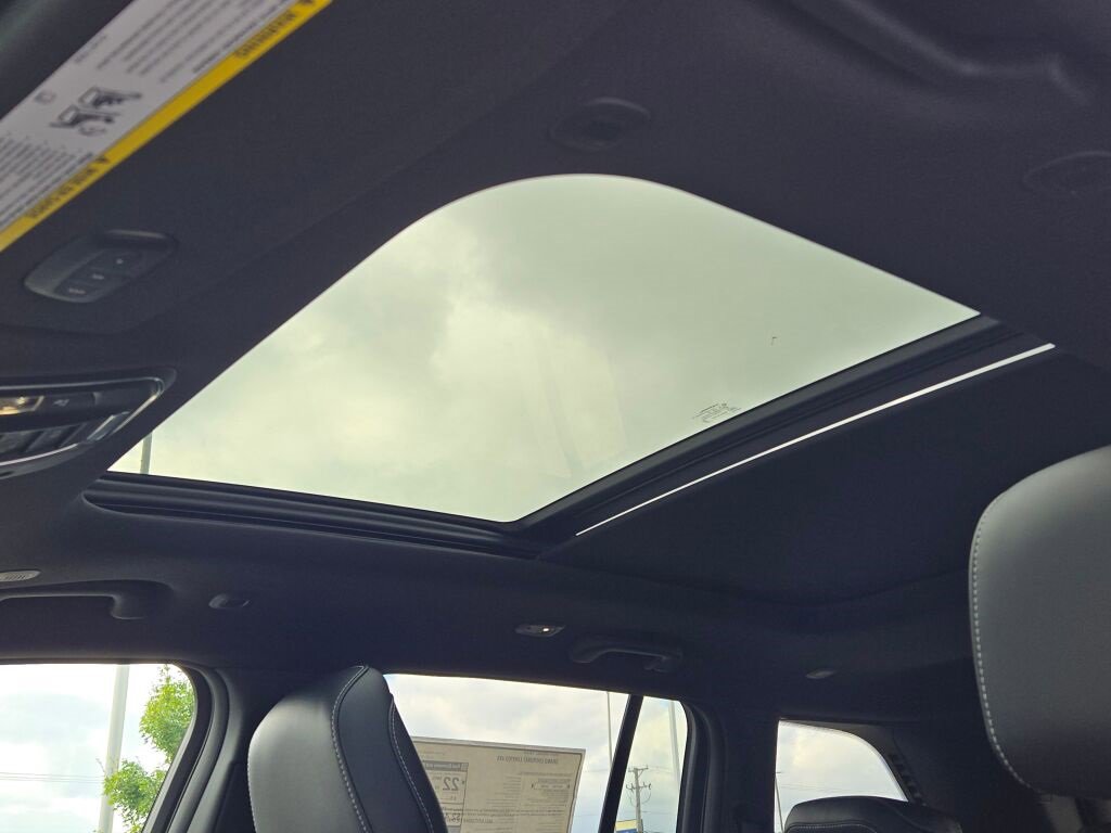 New 2025 Jeep Grand Cherokee Limited w/ MOPAR Finishing Package image 26