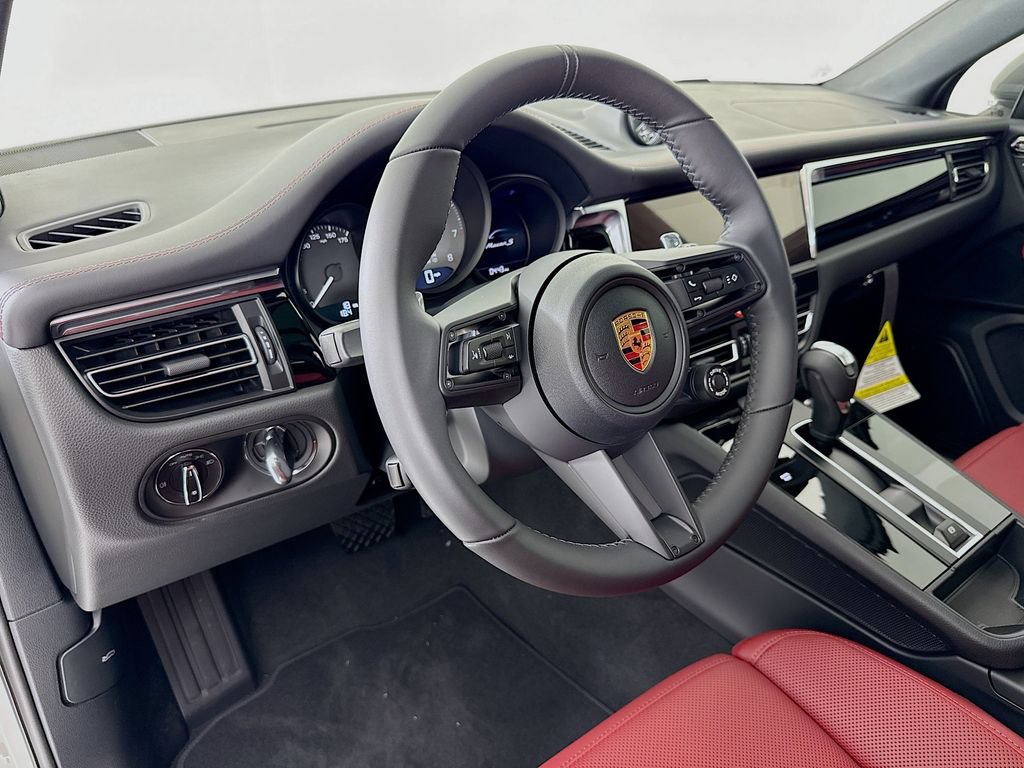 New 2026 Porsche Macan S AWD/4WD image 4