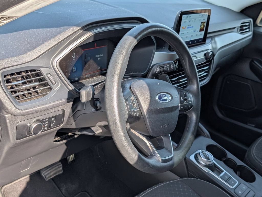 Used 2025 Ford Escape Active AWD/4WD image 21