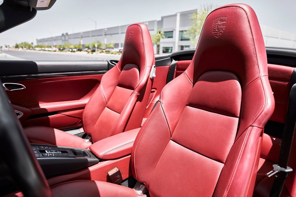 Used 2019 Porsche 911 Turbo S AWD/4WD image 43