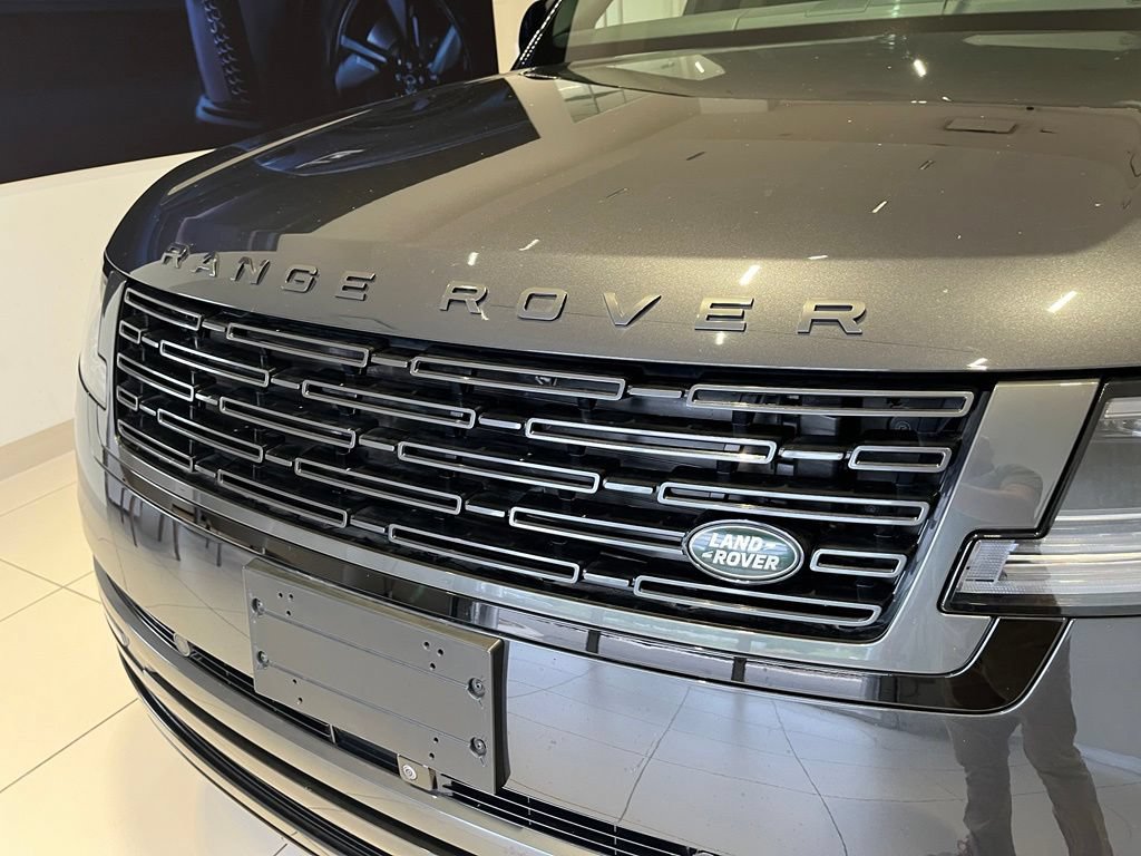 Used 2024 Land Rover Range Rover Autobiography AWD/4WD image 10