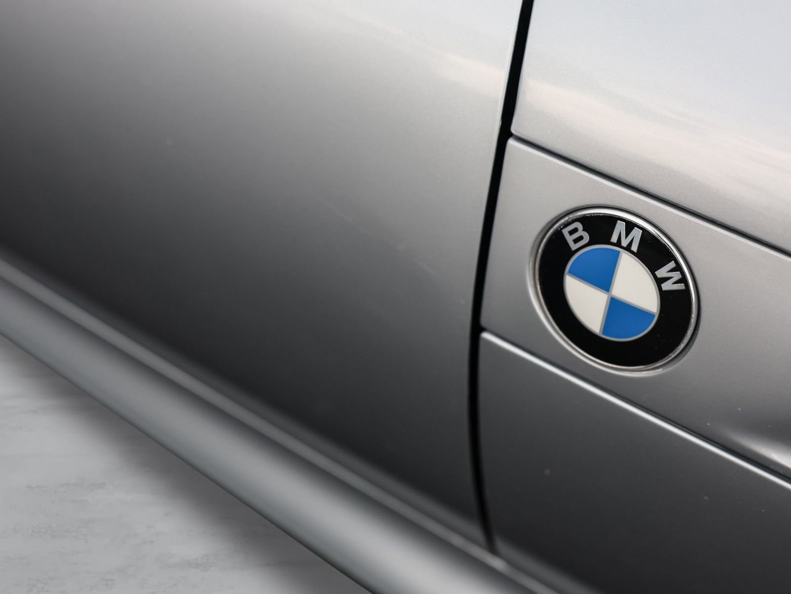 Used 1997 BMW Z3 1.9 RWD image 12
