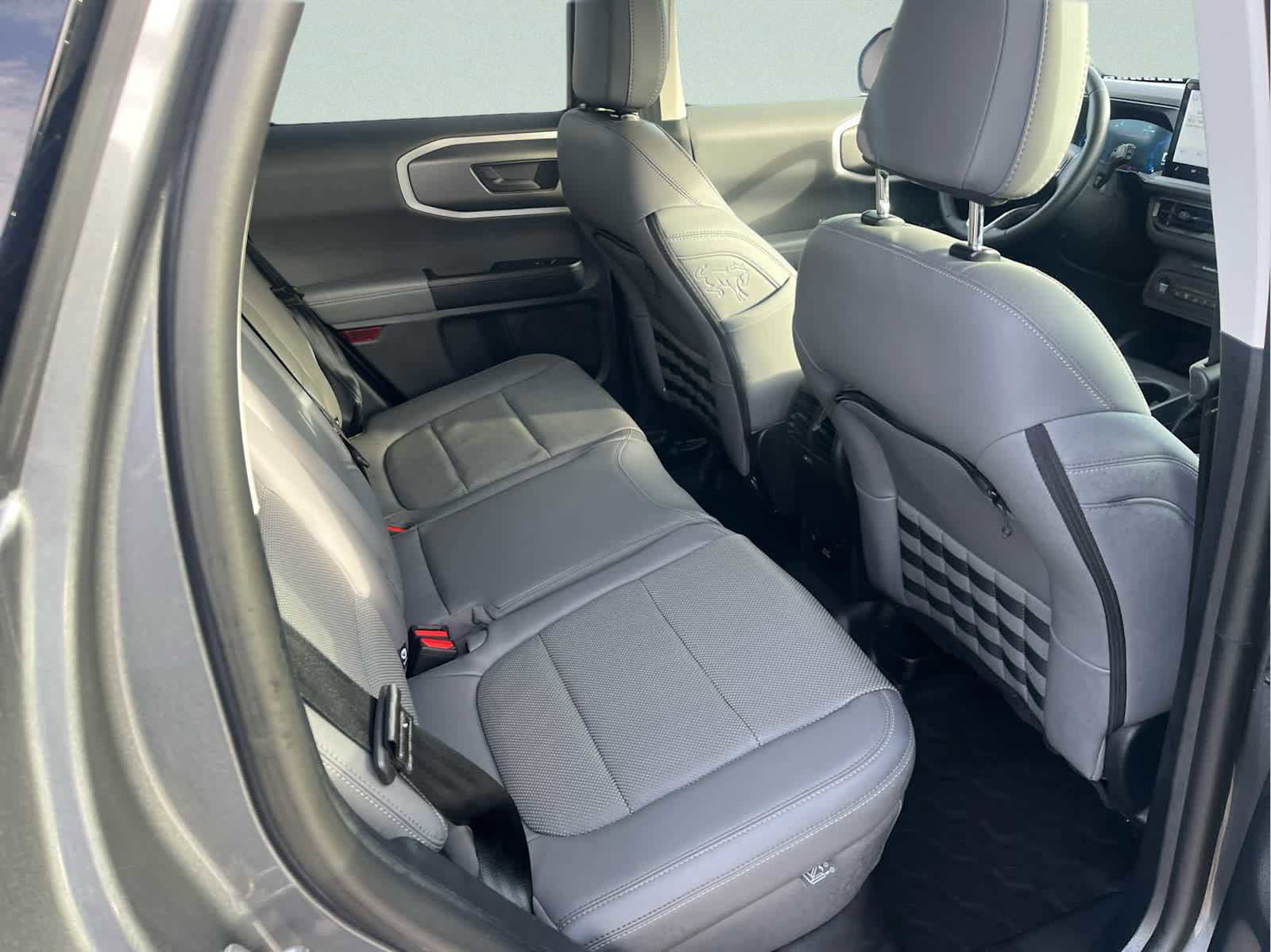 Used 2025 Ford Bronco Sport Badlands image 16