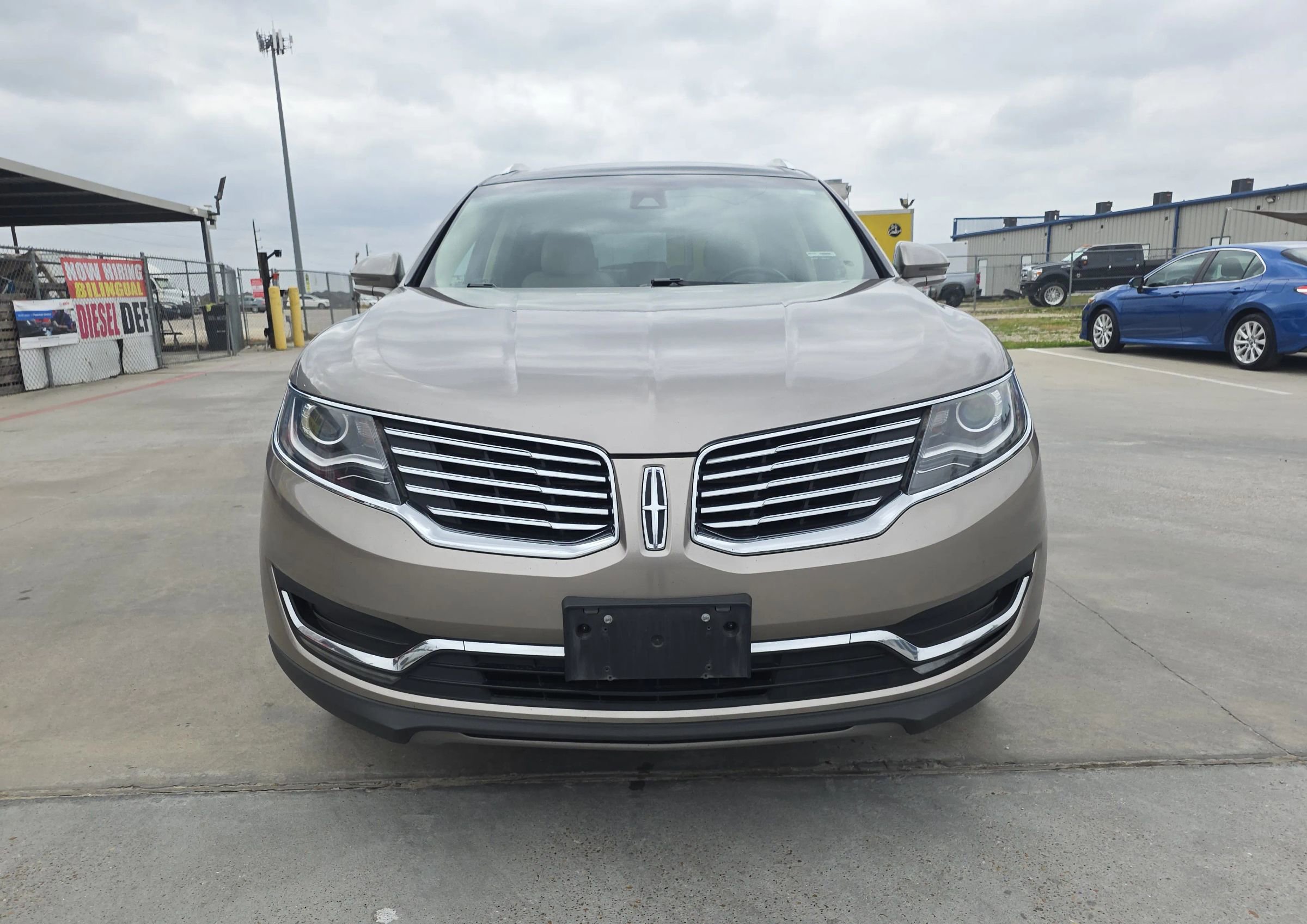 Used 2018 Lincoln MKX Reserve w/ Lincoln MKX Climate Package image 5