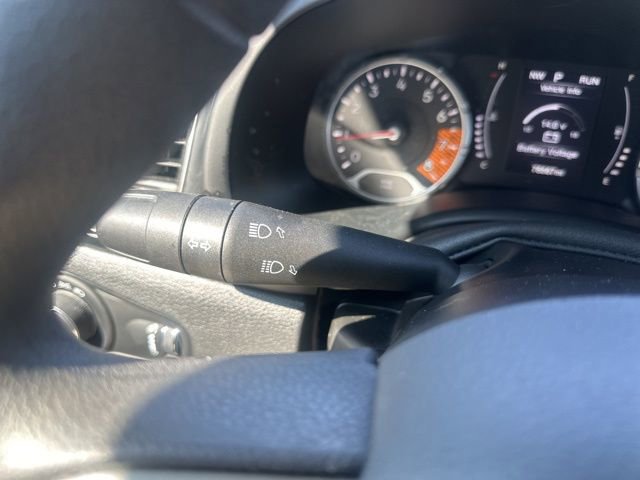 Used 2022 Jeep Renegade Sport w/ Sport Appearance Group image 33