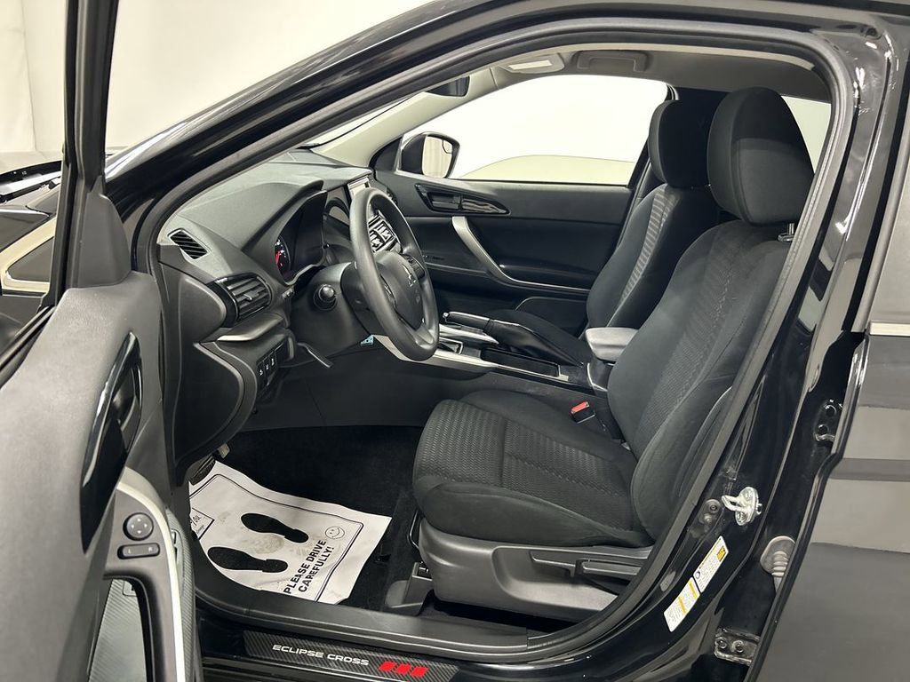 Used 2022 Mitsubishi Eclipse Cross ES AWD/4WD image 9