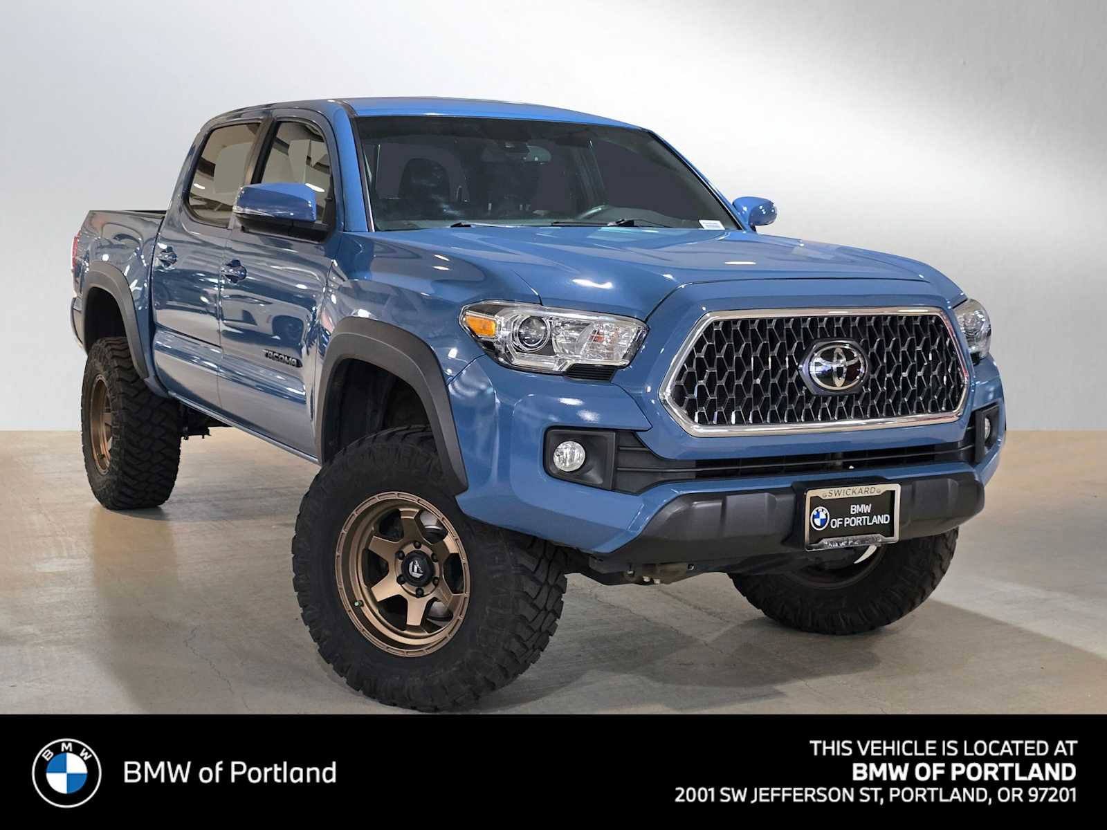 Used 2019 Toyota Tacoma TRD Off-Road w/ Technology Package AWD/4WD image 1