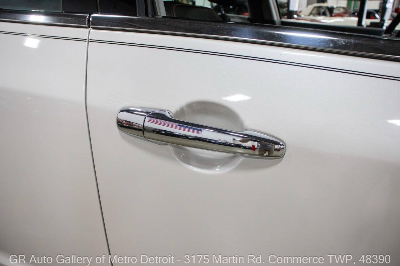 Used 2012 Lincoln MKZ FWD image 40