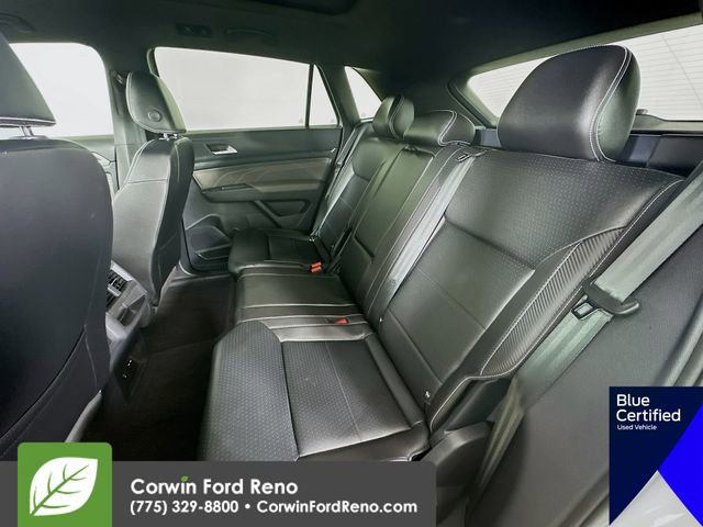 Used 2022 Volkswagen Atlas Cross Sport SEL R-Line image 30